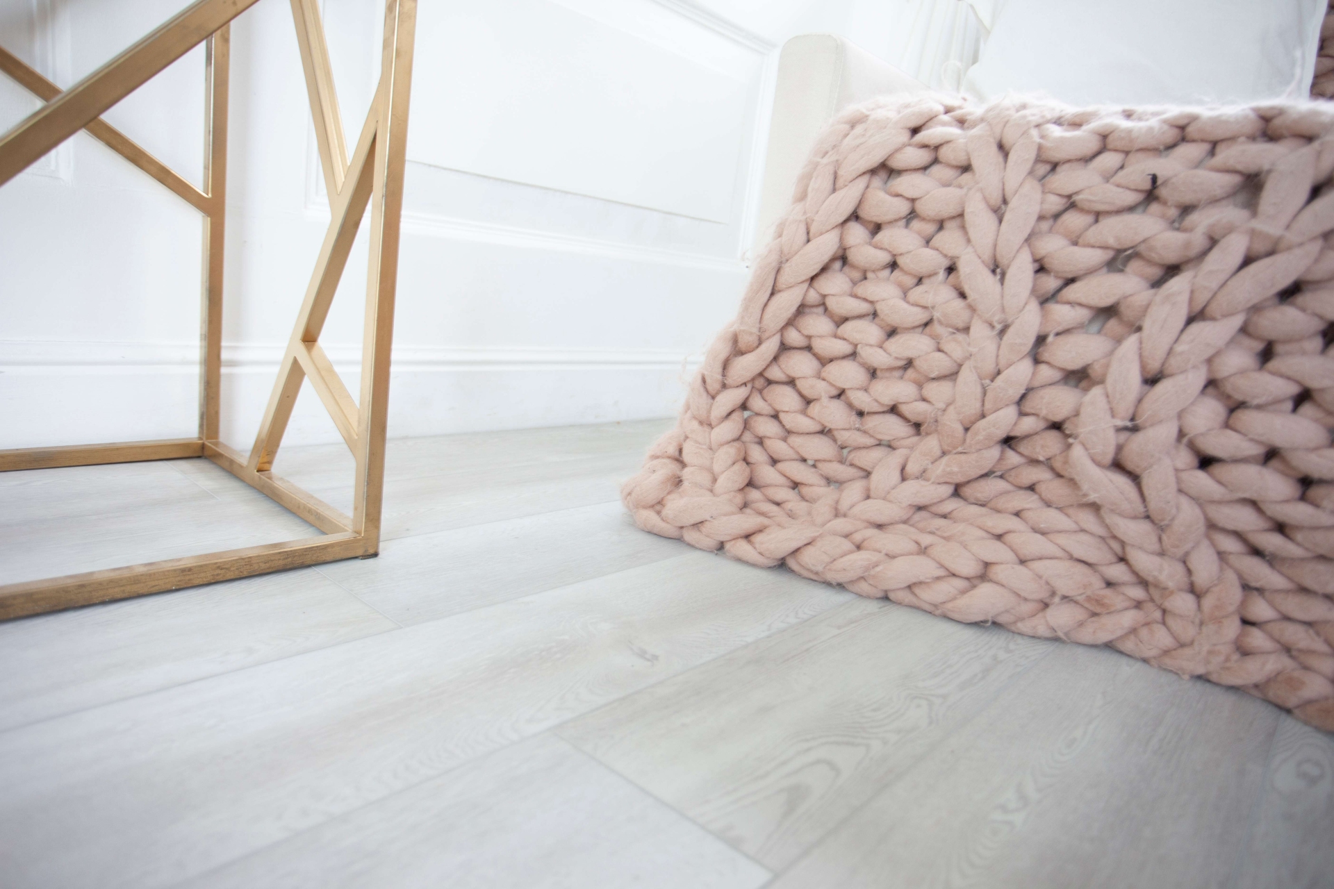 SPC ламинат «Damy Floor» Дуб Зимний (1220*180*4 мм) — купить в Орле