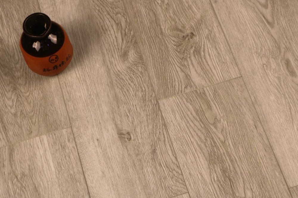 LVT плитка "Profield" Дуб Мадейра (915,4*152,4*2,5 мм) — купить в Орле