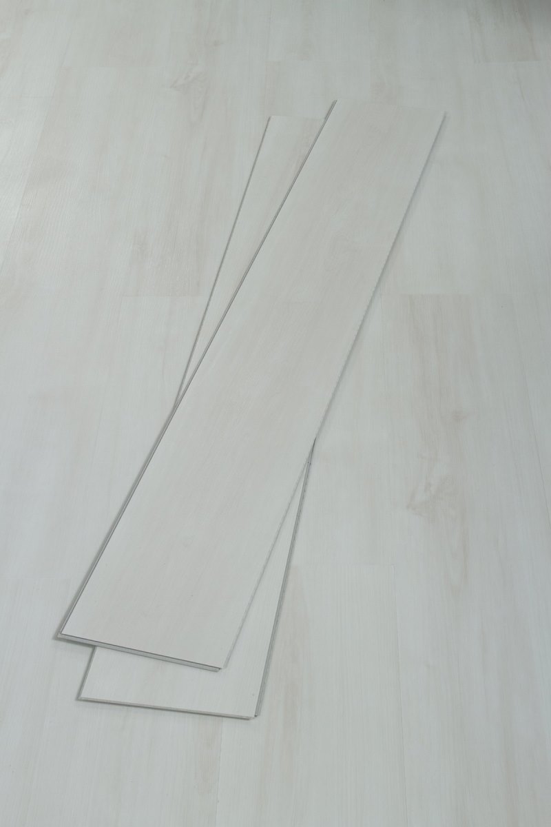 SPC ламинат "OneFloor" ЕСО 8055 (1220*184*4 мм) — купить в Орле